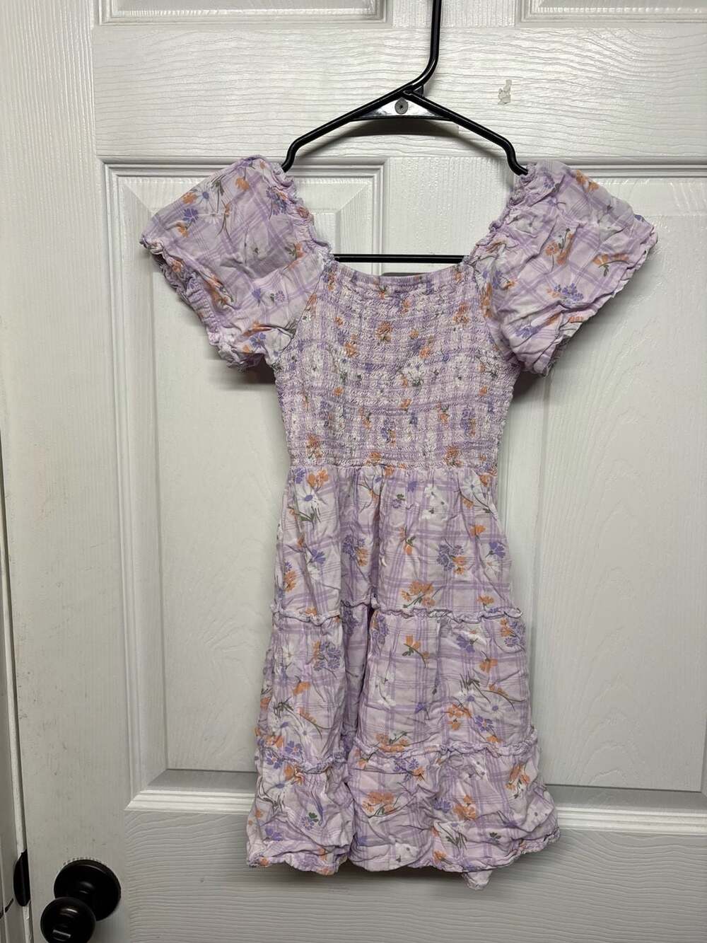 Biween Dress Size 8 Purple Floral Plaid Smocked Tiered Puff Sleeve